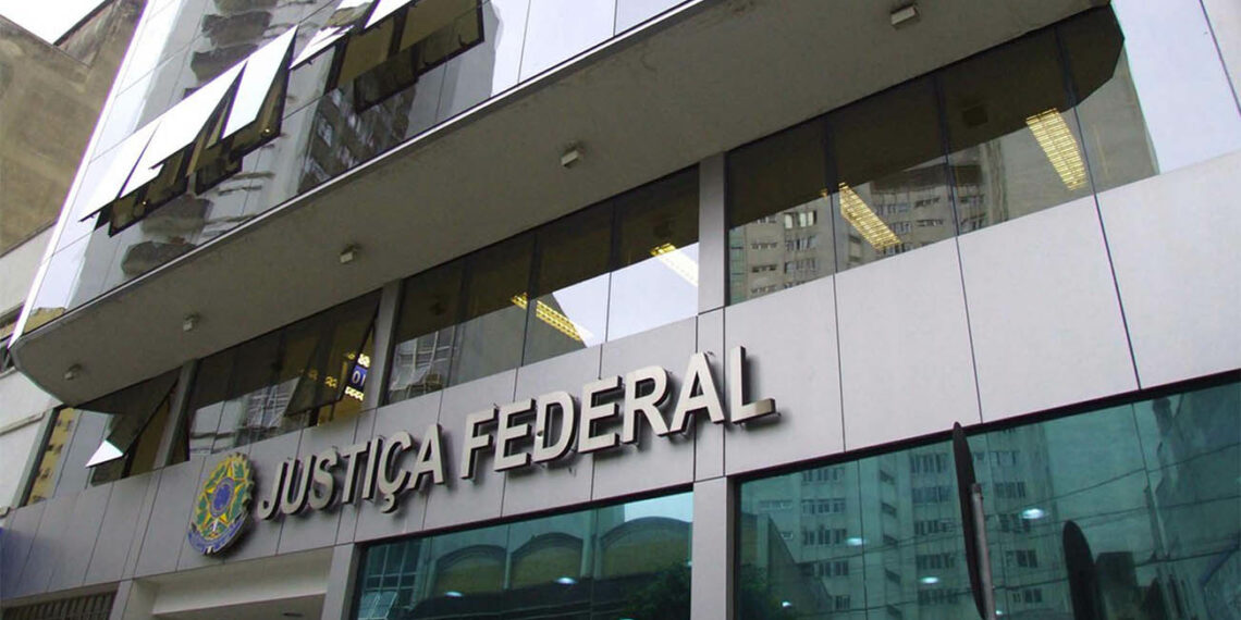 Intervenção da União e deslocamento da competência