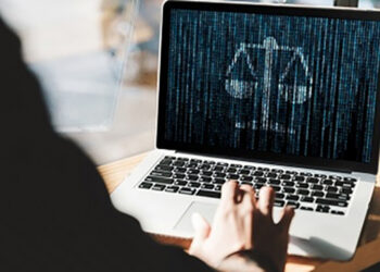 Julgamento virtual realizado com oposição expressa e tempestiva da parte que requereu o julgamento presencial é causa de nulidade ou cerceamento de defesa?