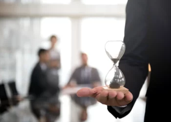 Preclusão e segurança jurídica: limites ao reexame de questões pelo magistrado