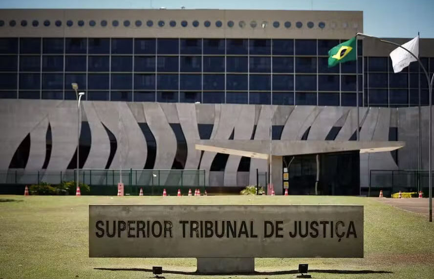 A estratégia processual e o indeferimento do pedido de desistência no STJ