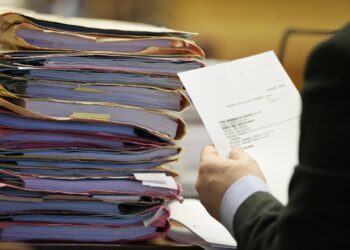 Poder instrutório do juiz e prevenção à litigância predatória